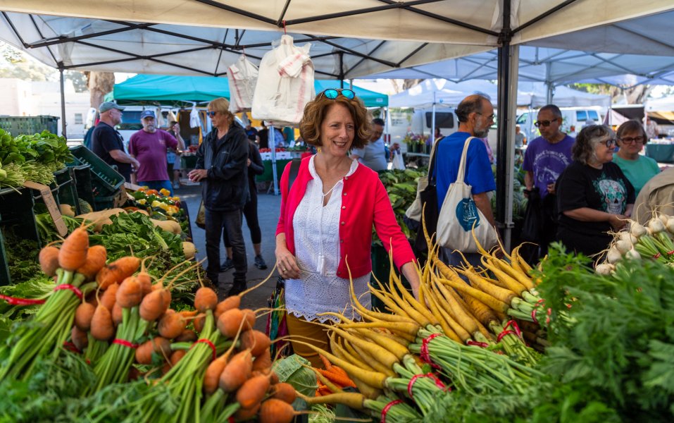 Venturas farmers market