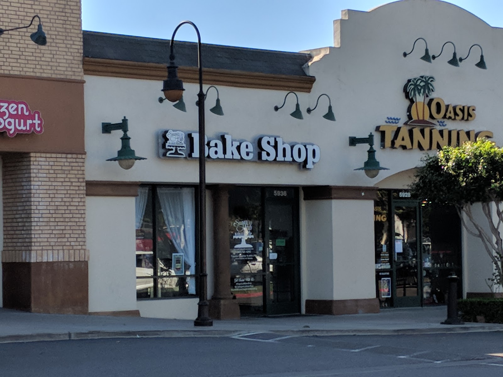 Sugar Lab Bake Shop in Ventura CA