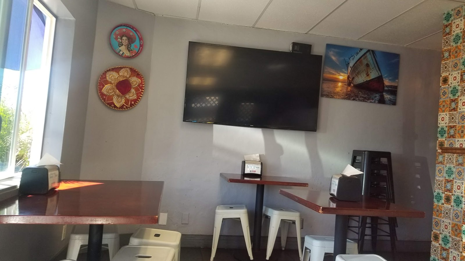 Pierpont Tacos in Ventura CA