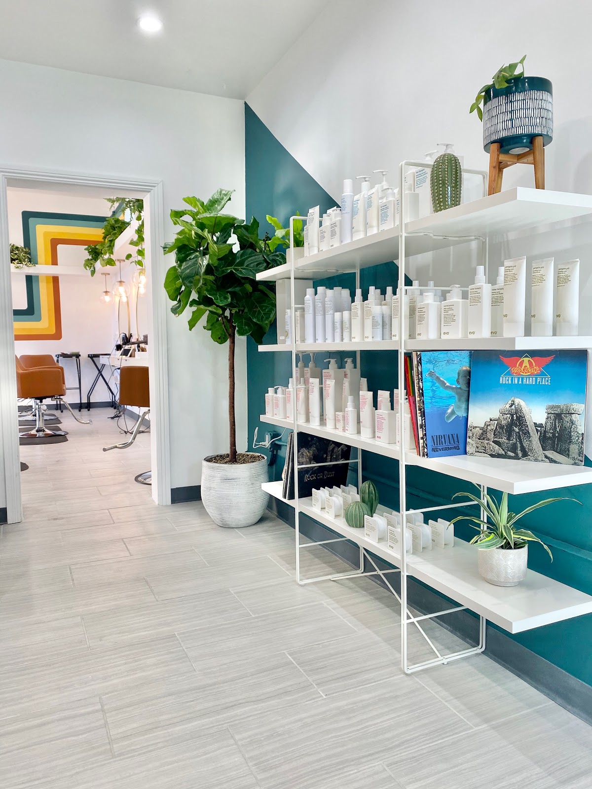 The Bright Side Salon in Ventura CA