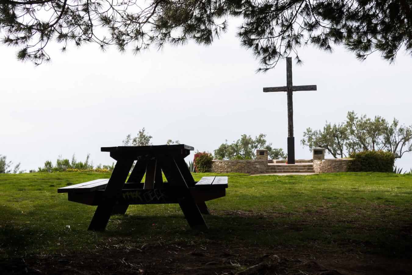 picnic table at grant park