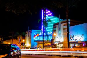 downtown ventura night life