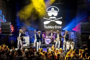discovery ventura yachtley crew