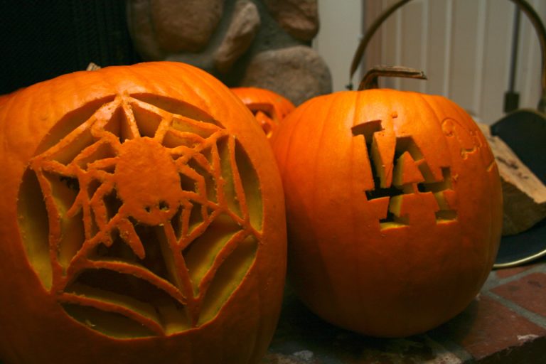 LA dodger pumpkin