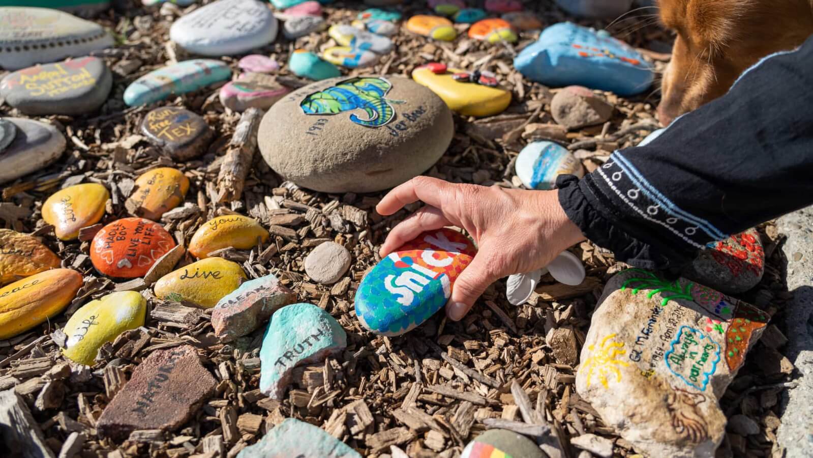 Haole rock memorial