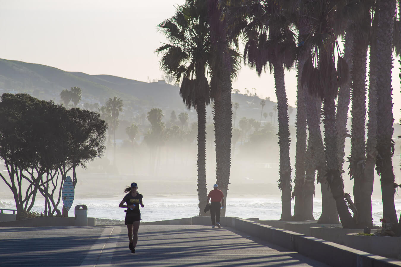 running on Ventura promenade
