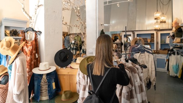 Where to Buy Fall Clothes in Ventura