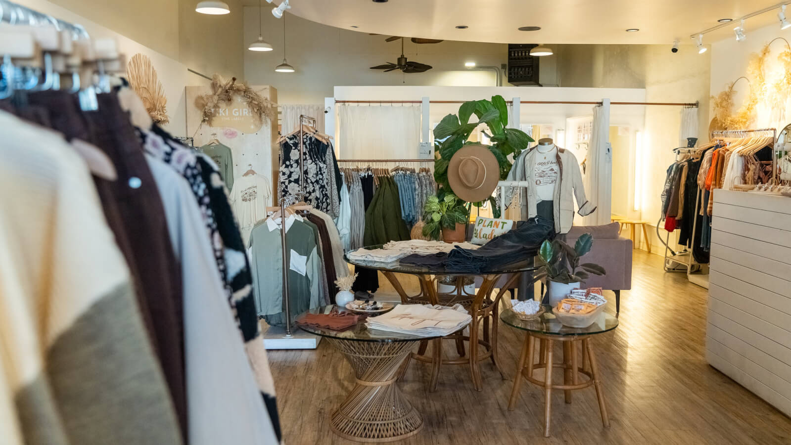 Where to Buy Fall Clothes in Ventura