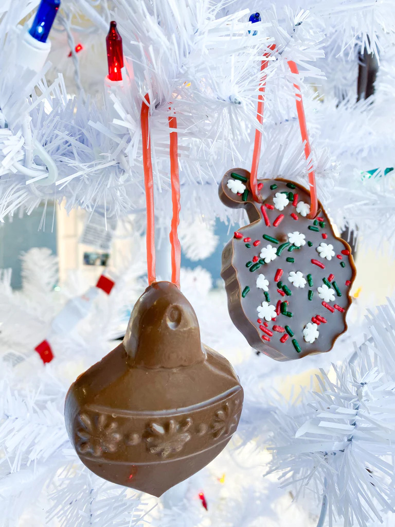 Top this Chocolate ornaments