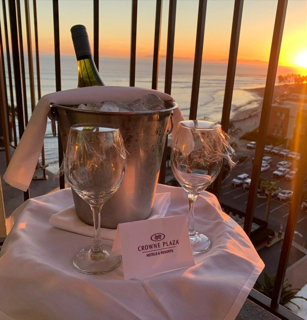 Wine with two classes from the Crowne Plaza overlooking Surfer's Point