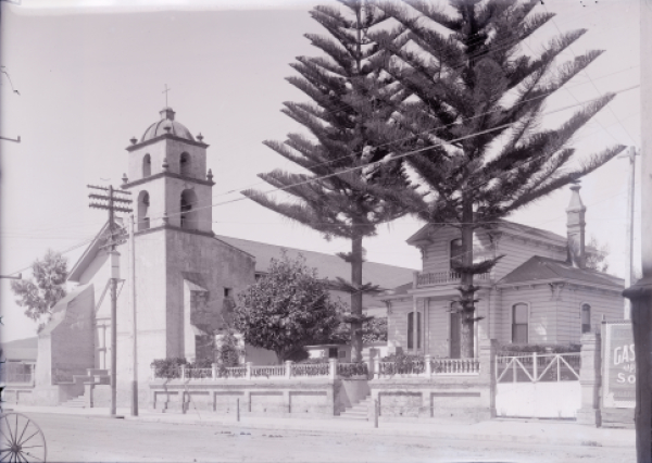 San Buenaventura Mission, historical photo