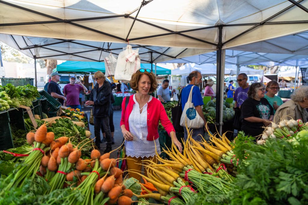 Solo Travel to Ventura: Downtown Ventura Farmers Market