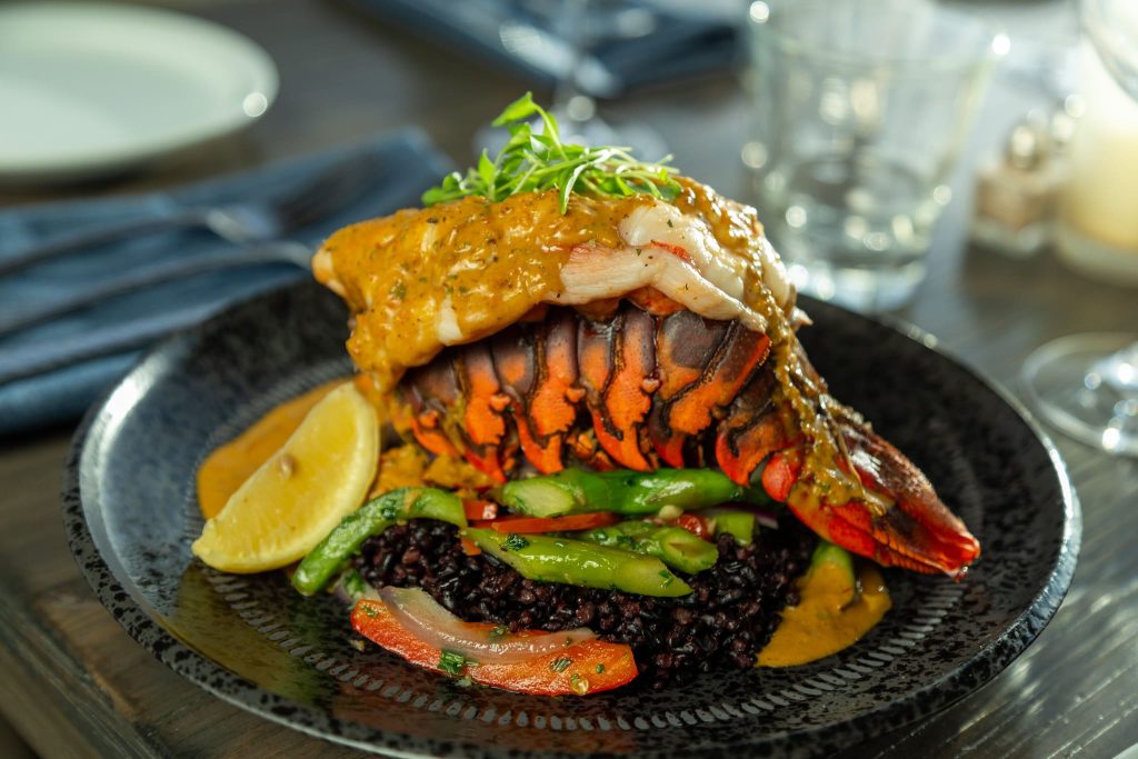 Restaurants in Ventura: Water's Edge, lobster dinner, thanksgiving