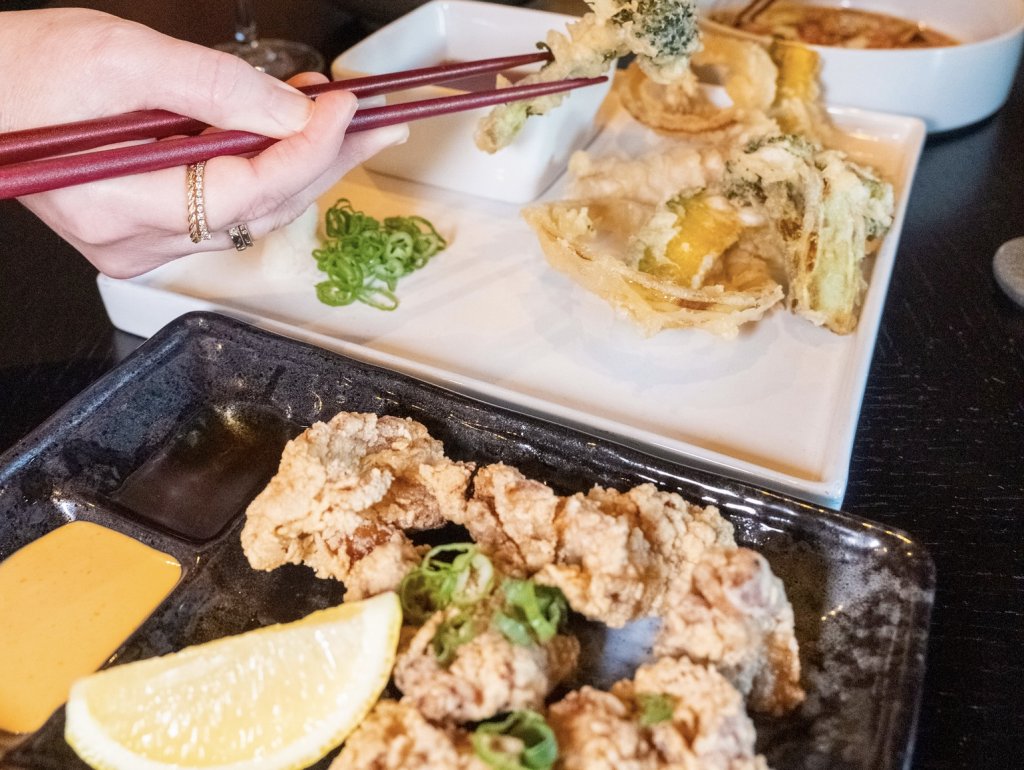 14 Cozy Restaurants with Cocktails and Comfort Food You Have to Try in Ventura Strange Beast