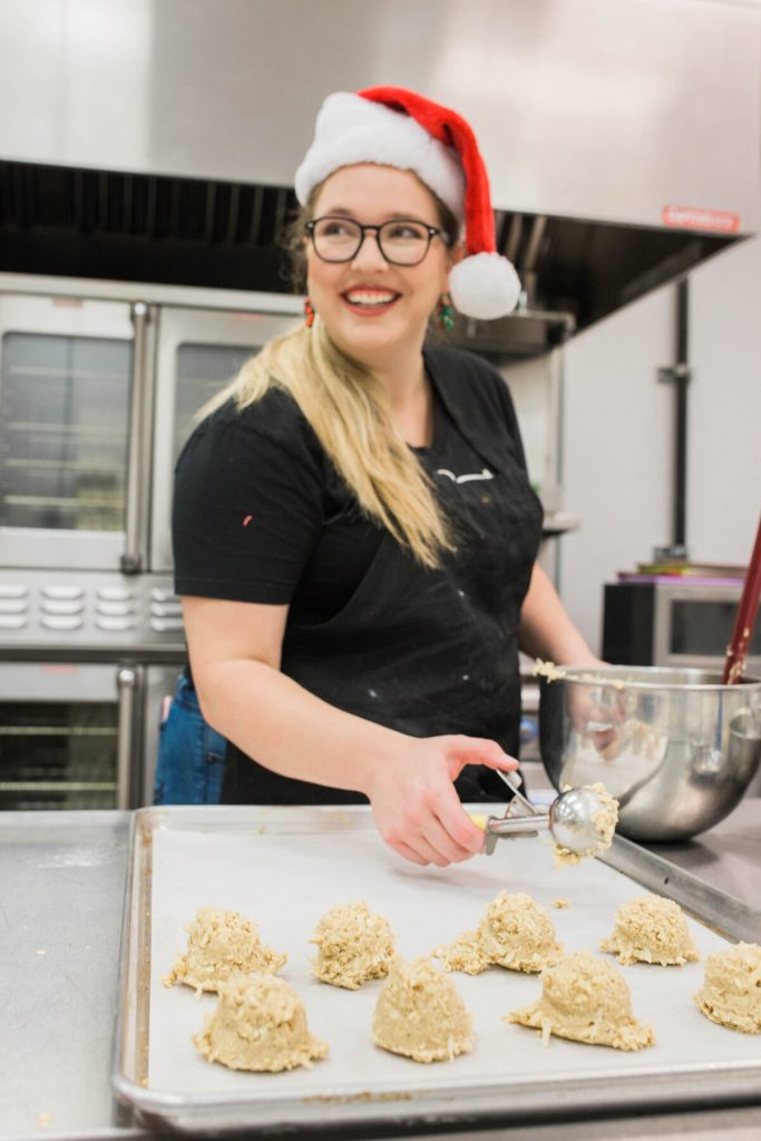 Ali Kenis, Ventura owner of sugar lab bake shop, on Food Network's Holiday Baking Championship