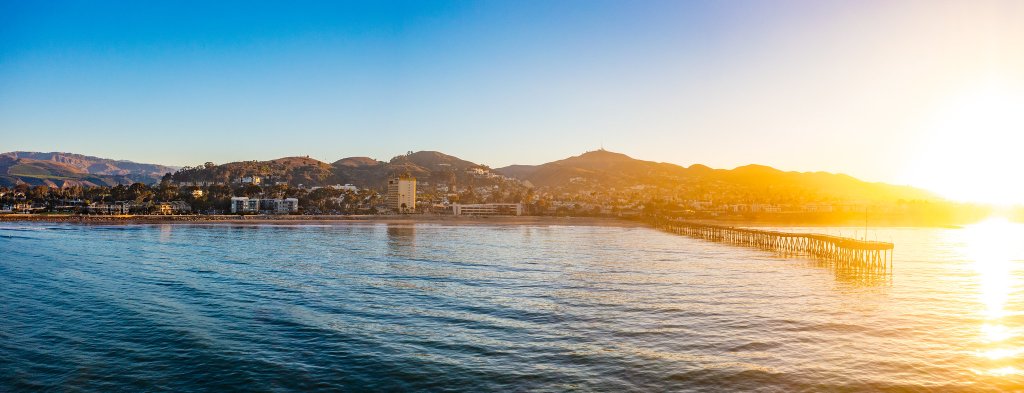 Drone Ventura Pier and coast