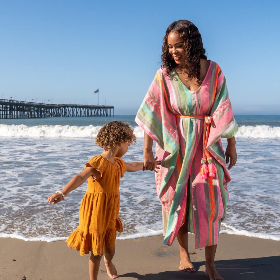 Mother and daughter at Ventura Pier