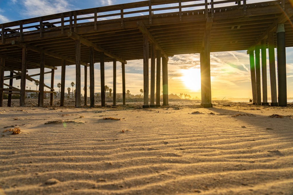 Valentine's Day Weekend Itinerary in Ventura See the sunrise at the Ventura Pier