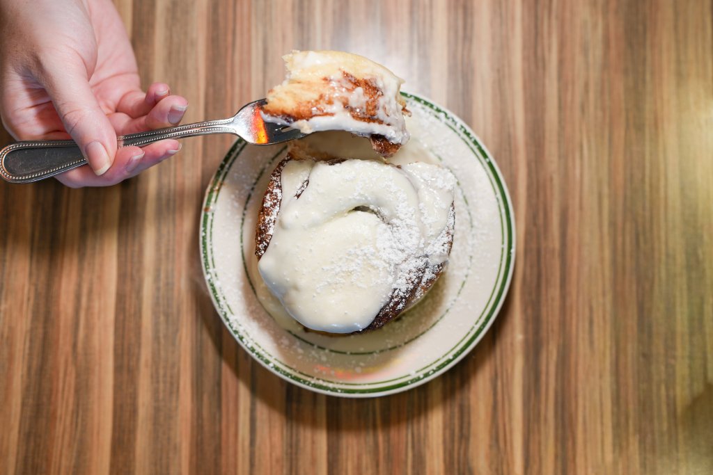Cinnamon roll at Art's Corner Cafe